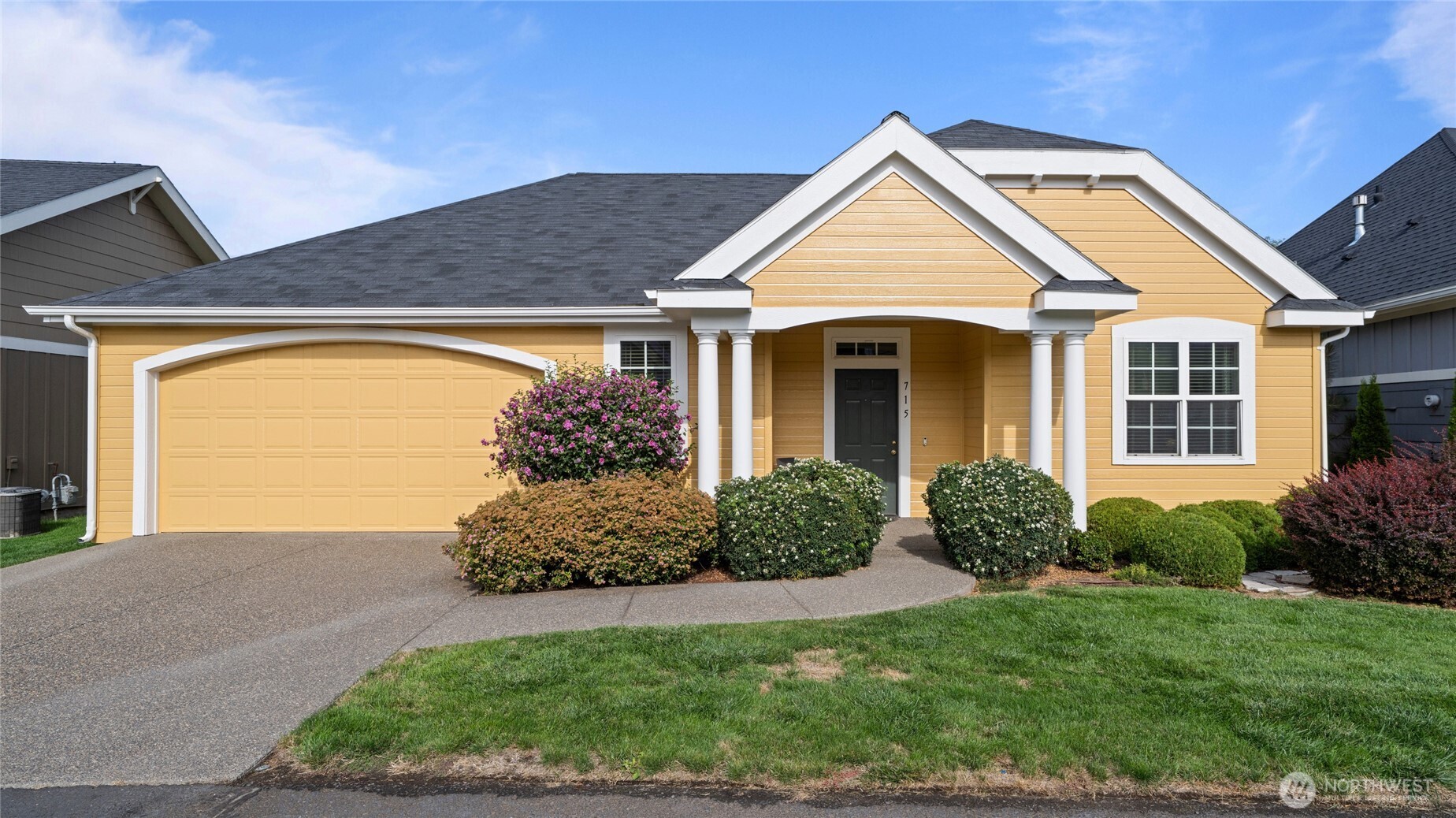 715 SE Heron Drive