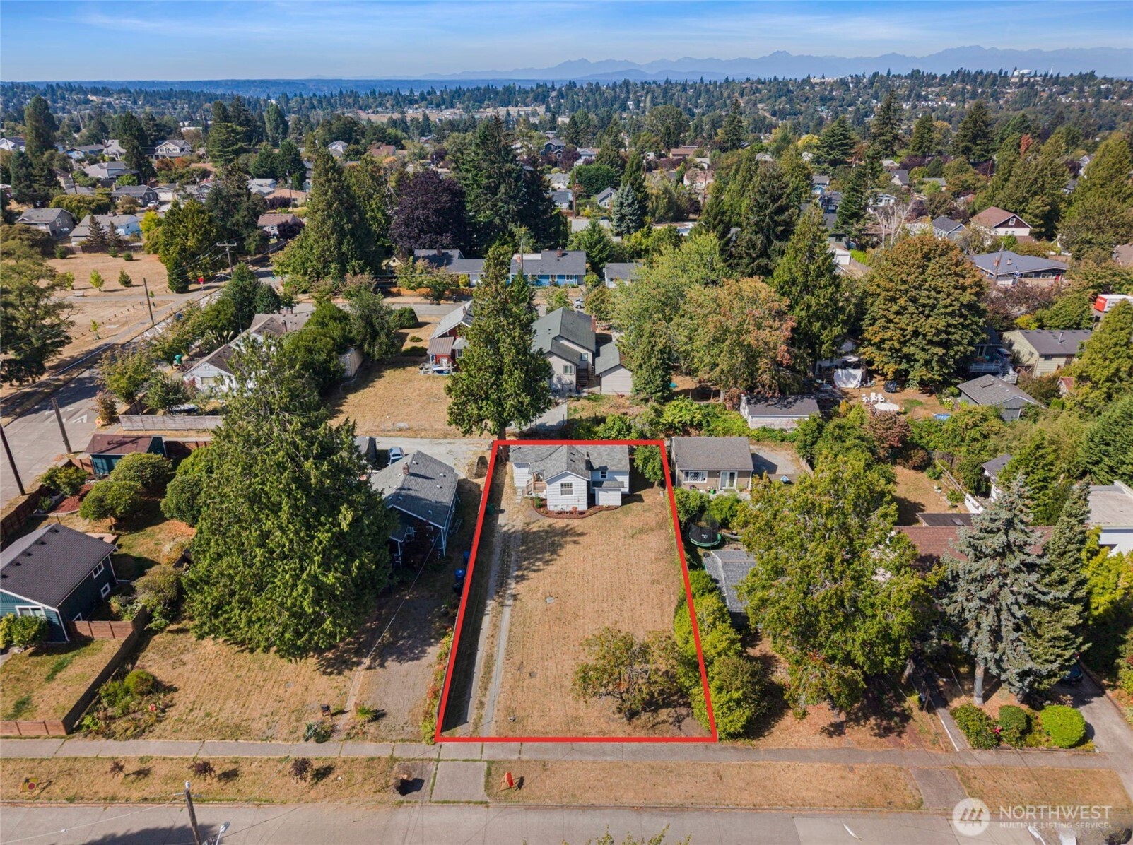 8143 10th Avenue SW