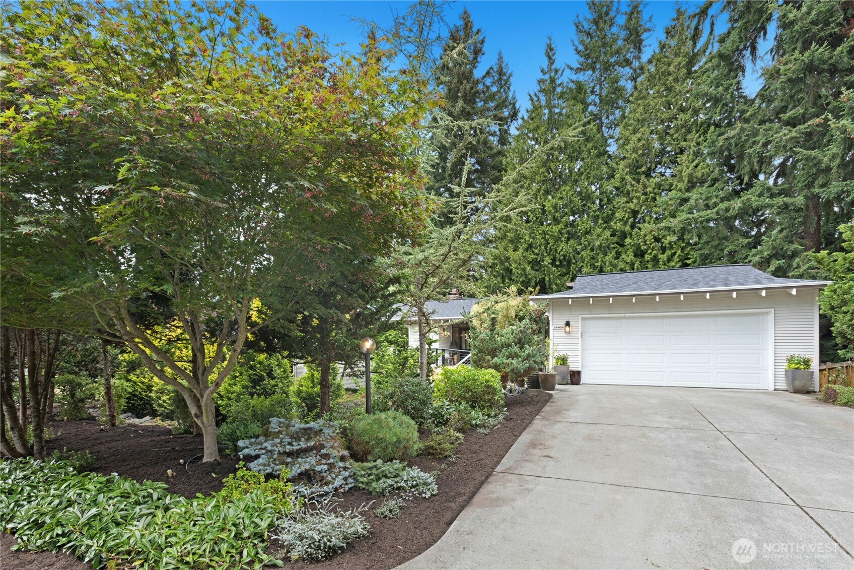 14406 NE 11th Place — home for sale
