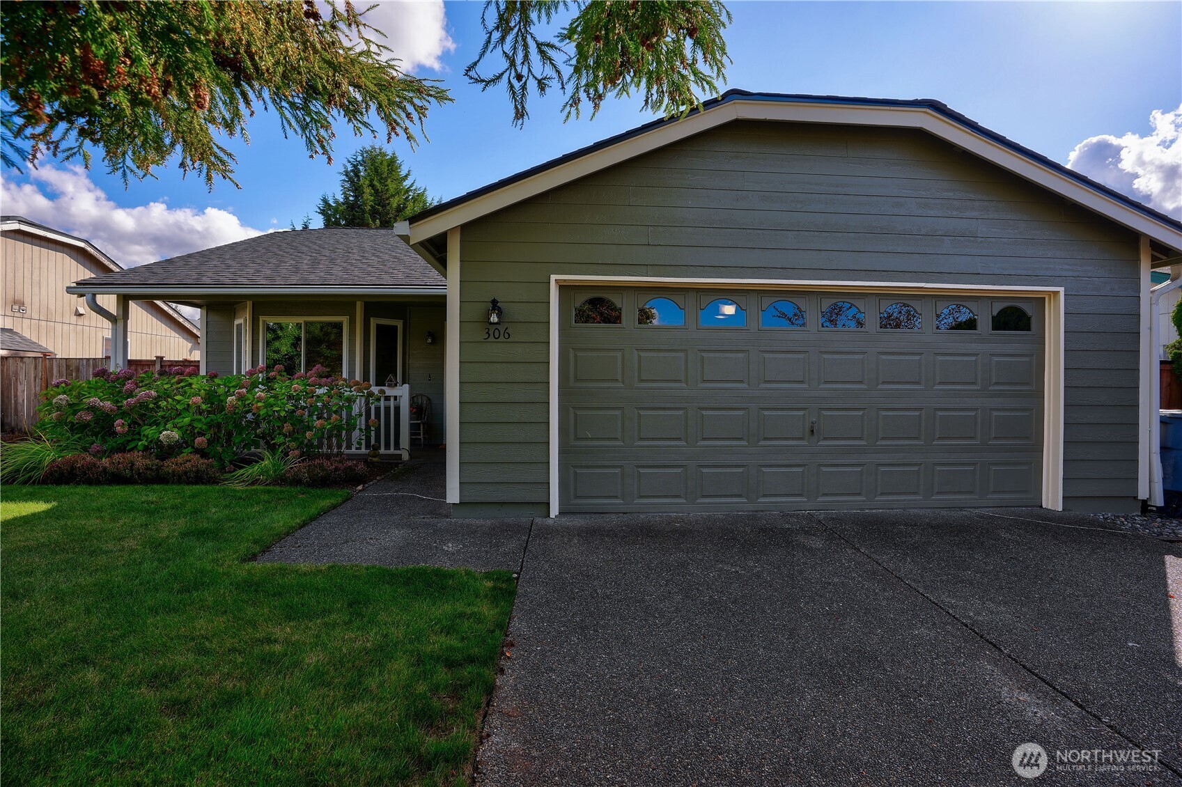 306 Williams Blvd NW — home for sale