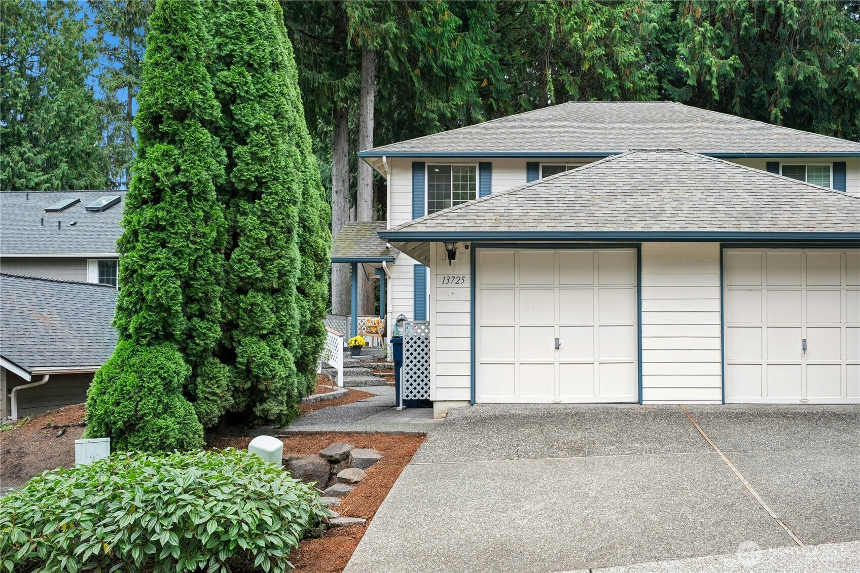 13725 NE 87th Street — home for sale