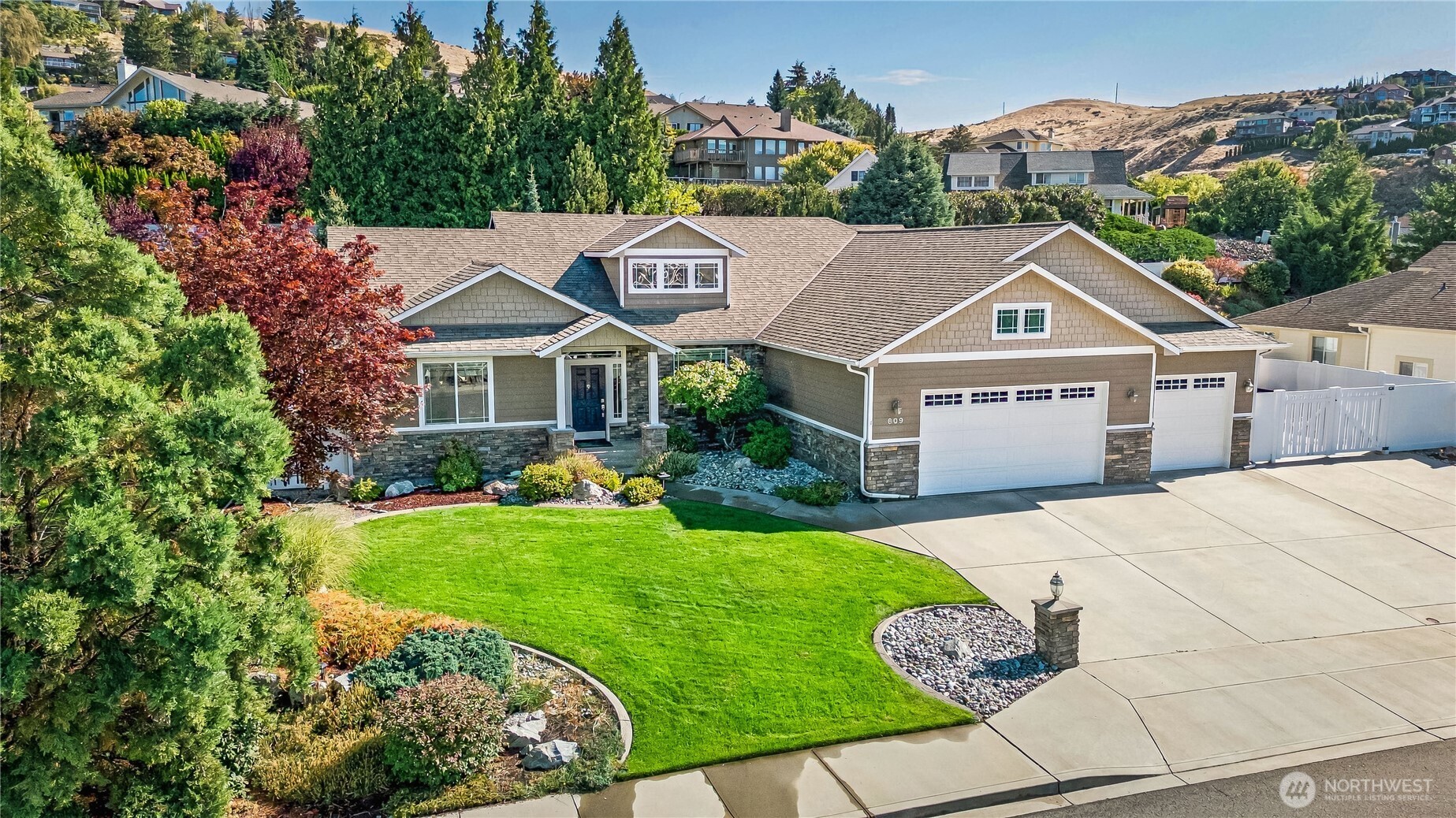 609 NE 19th Street