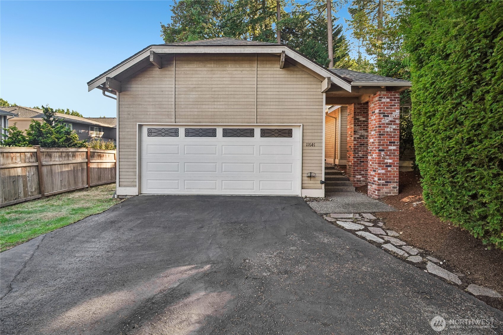 11641 NE 95th Street