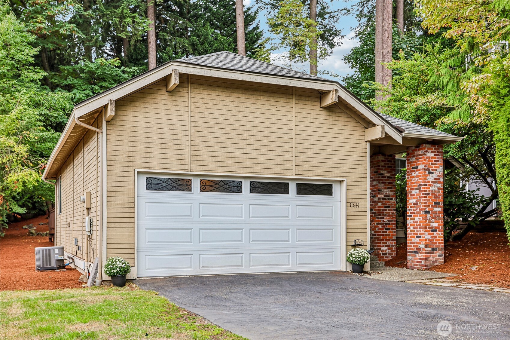 11641 NE 95th Street