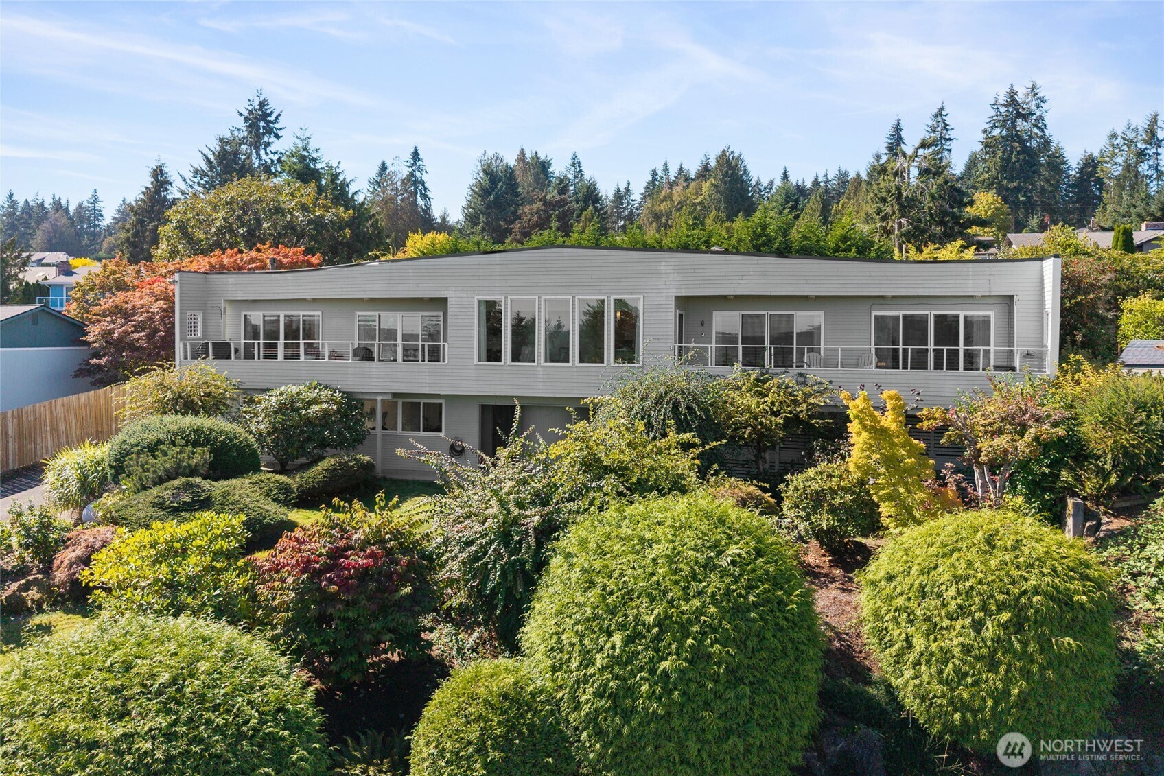 8152 SE Haida Dr