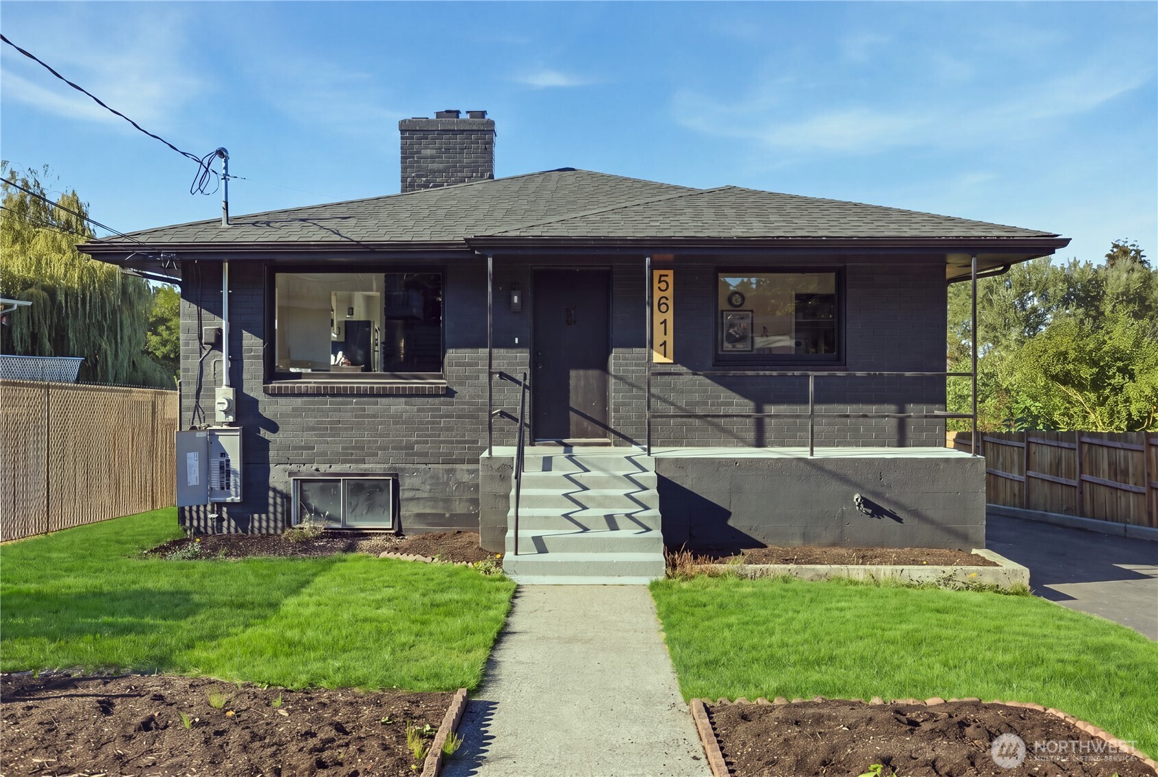 5611 N 48th Street