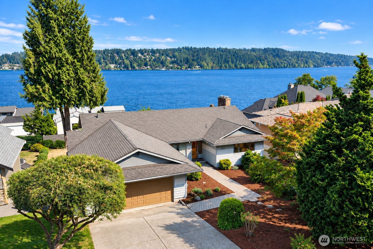3920 NE 157th Place