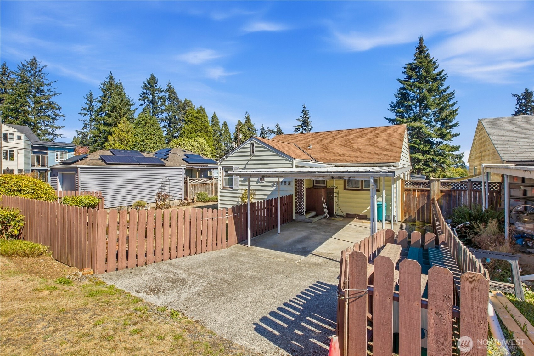 11752 20th Avenue NE
