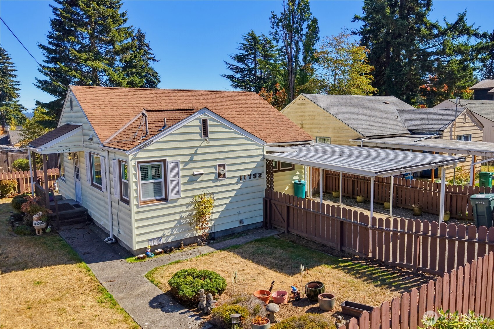 11752 20th Avenue NE