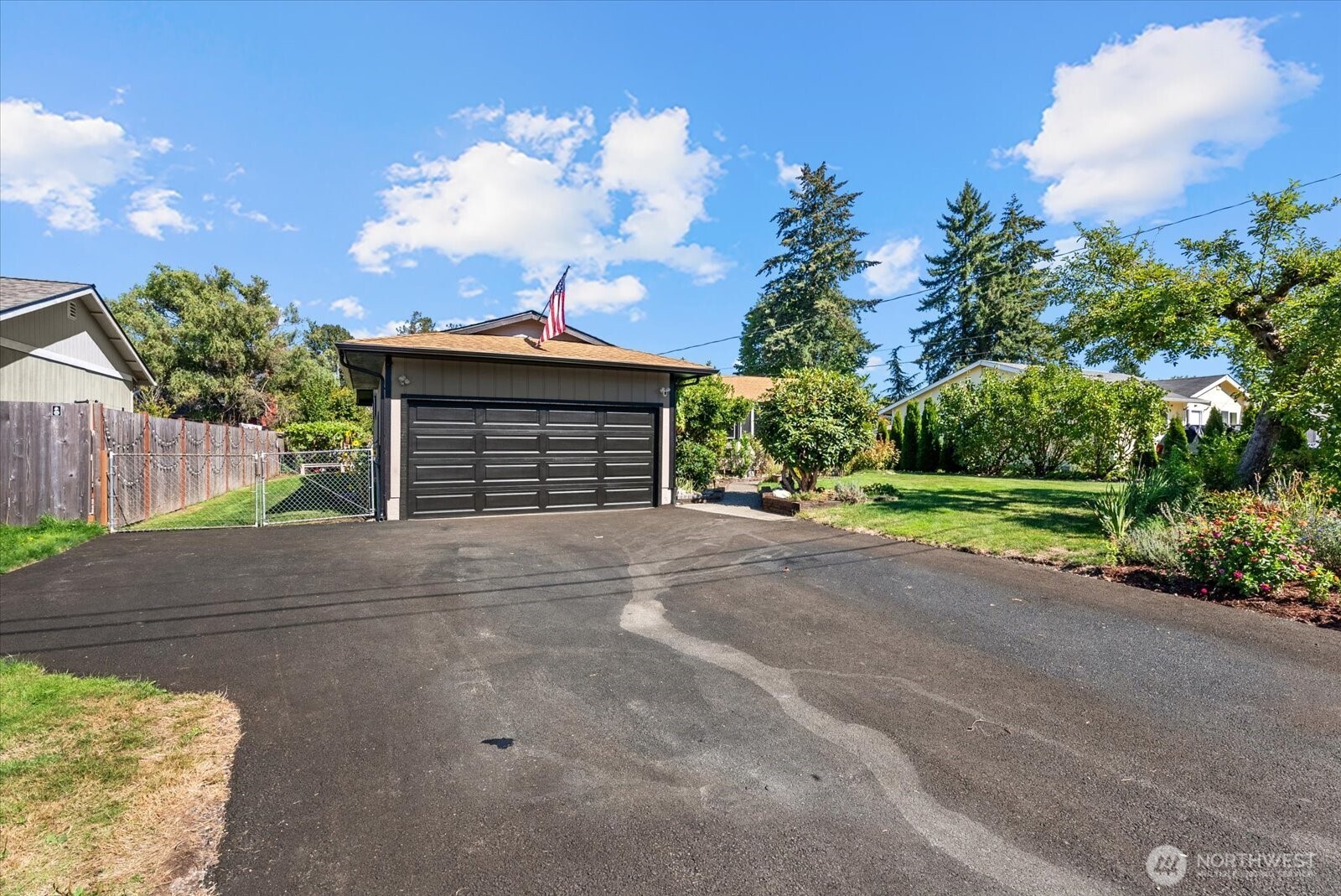 111 2nd Avenue SE