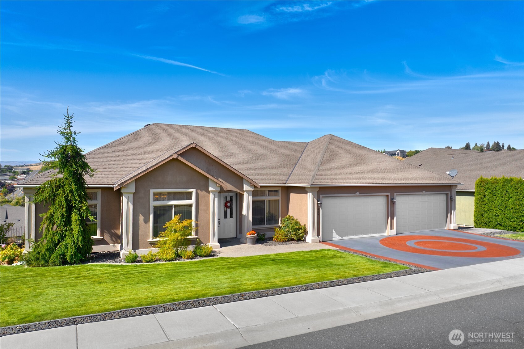 604 N 72nd Avenue