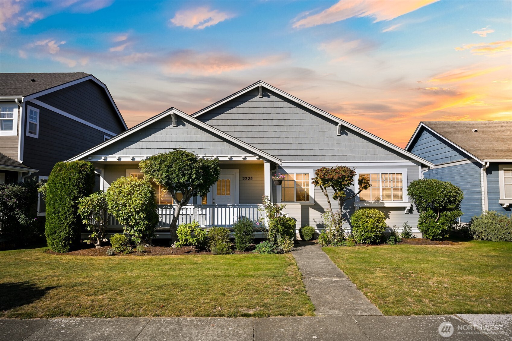 2225 Dogwood Street