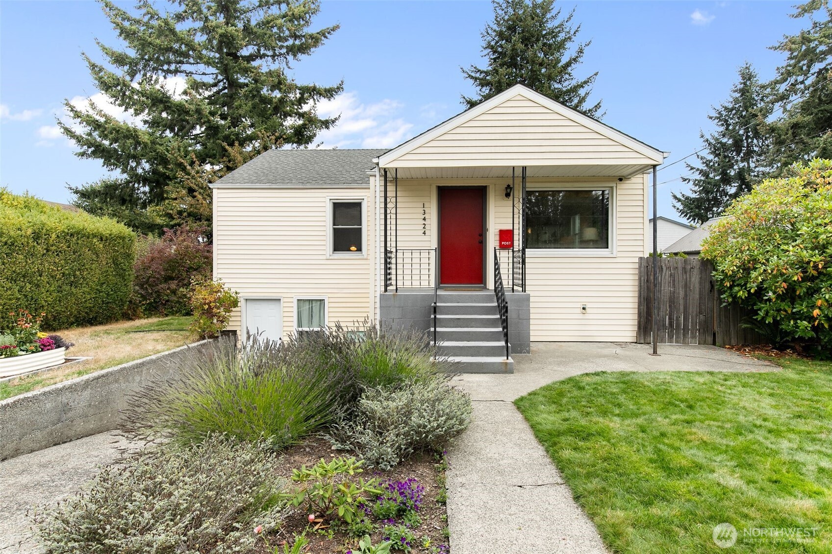 13424 2nd Avenue SW — home for sale