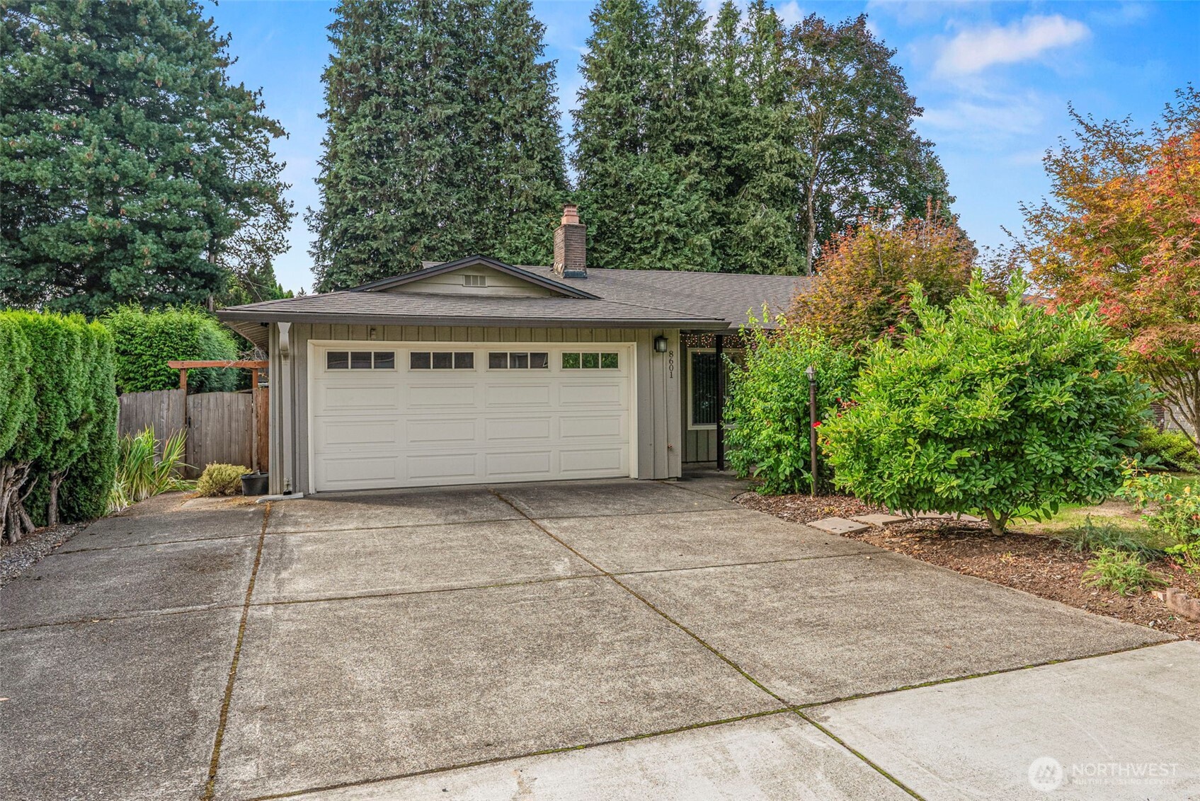 8601 NE 60th Street