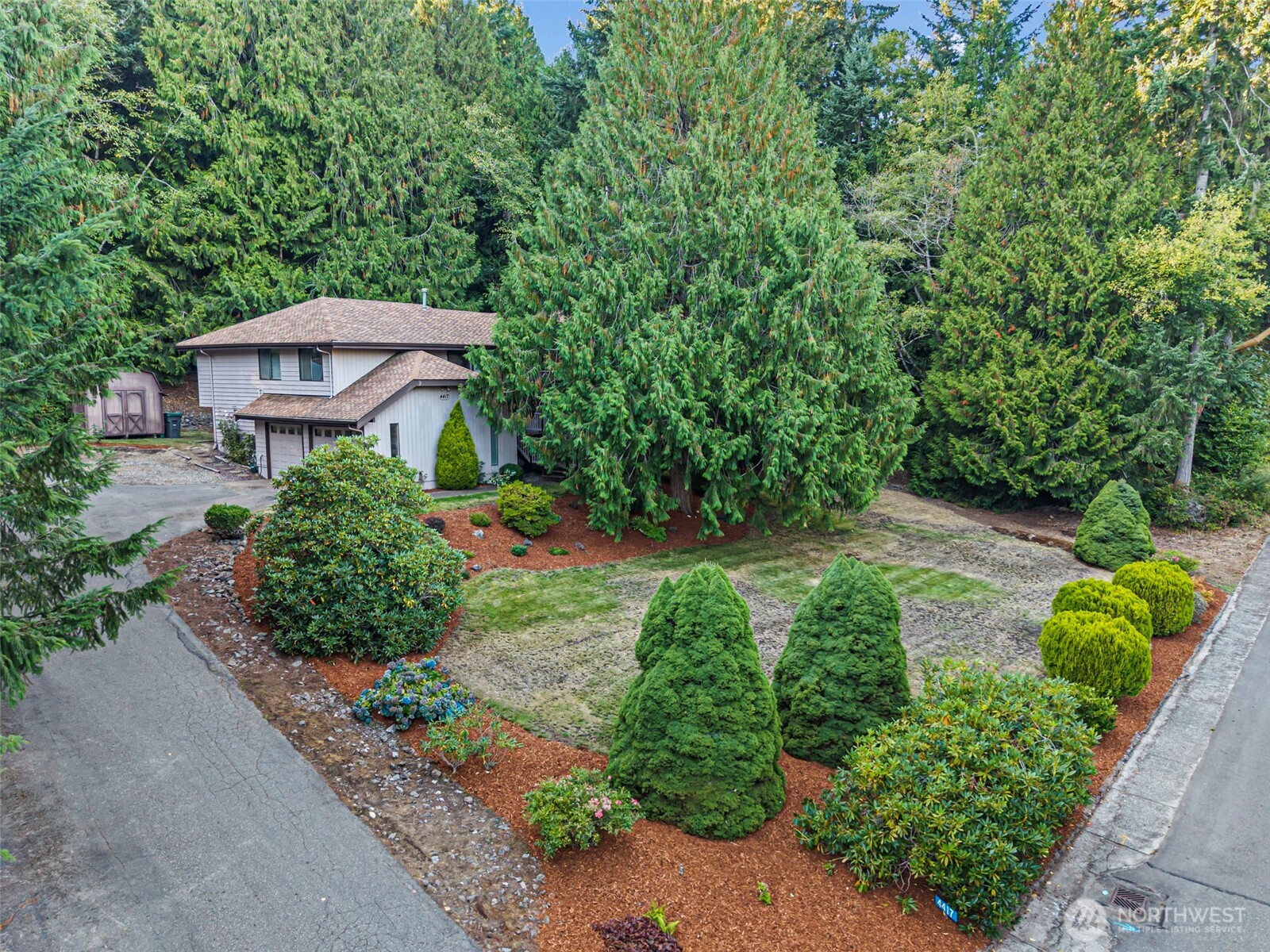 4417 NW Cascade Street