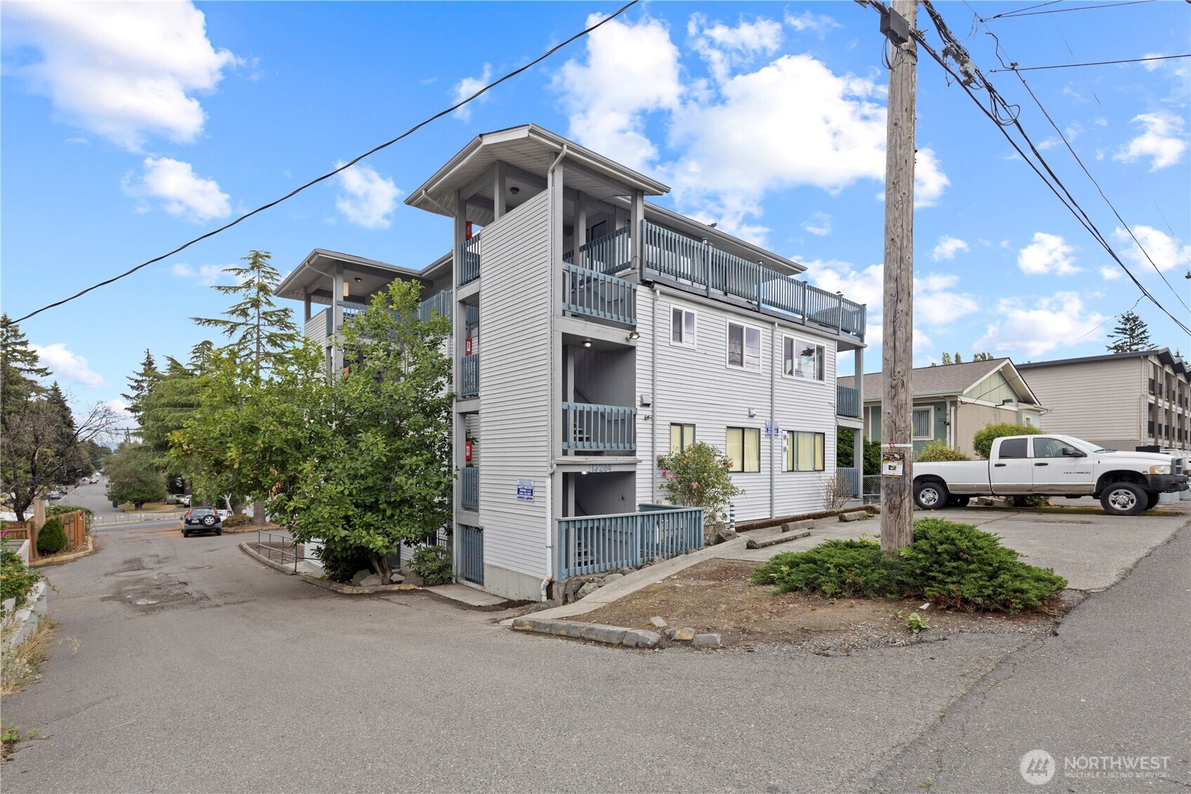 13204 12th Avenue SW