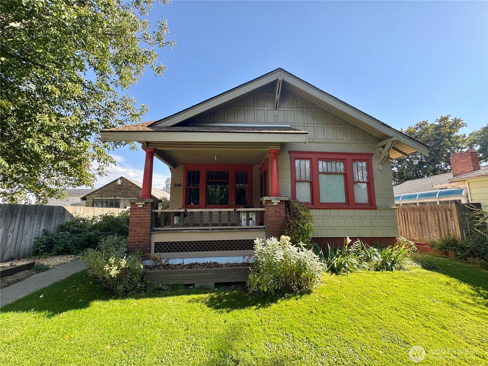 306 E Washington Avenue