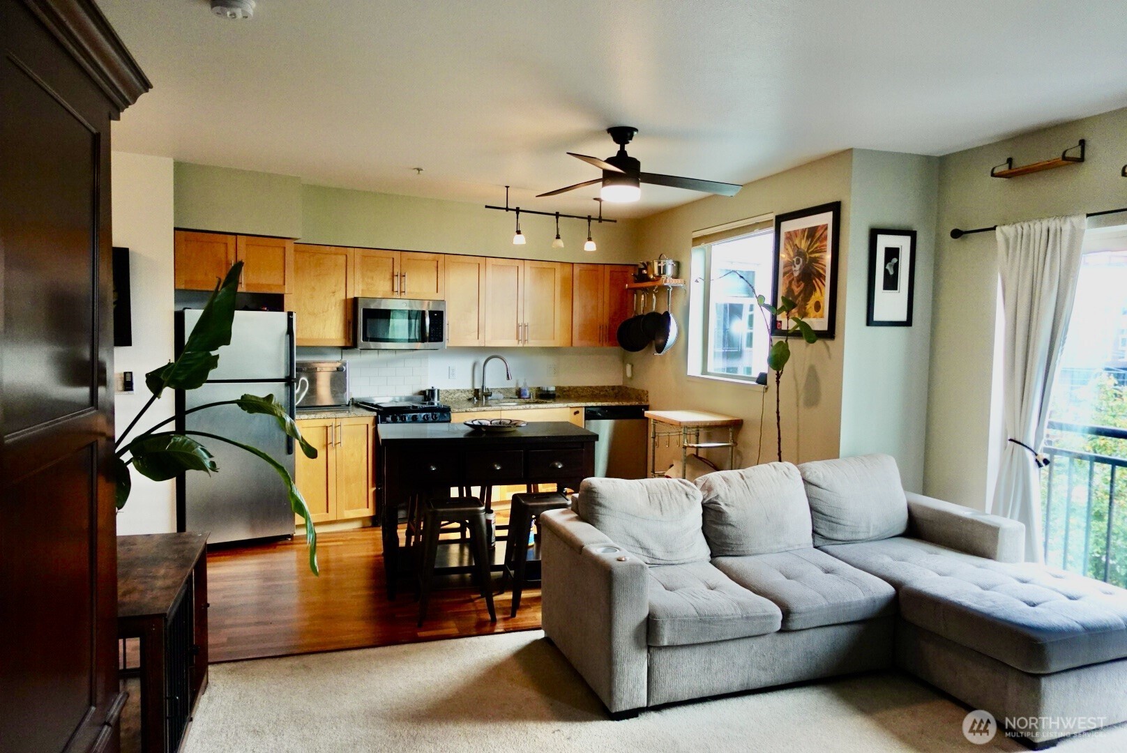 3333 wallingford Avenue N #307