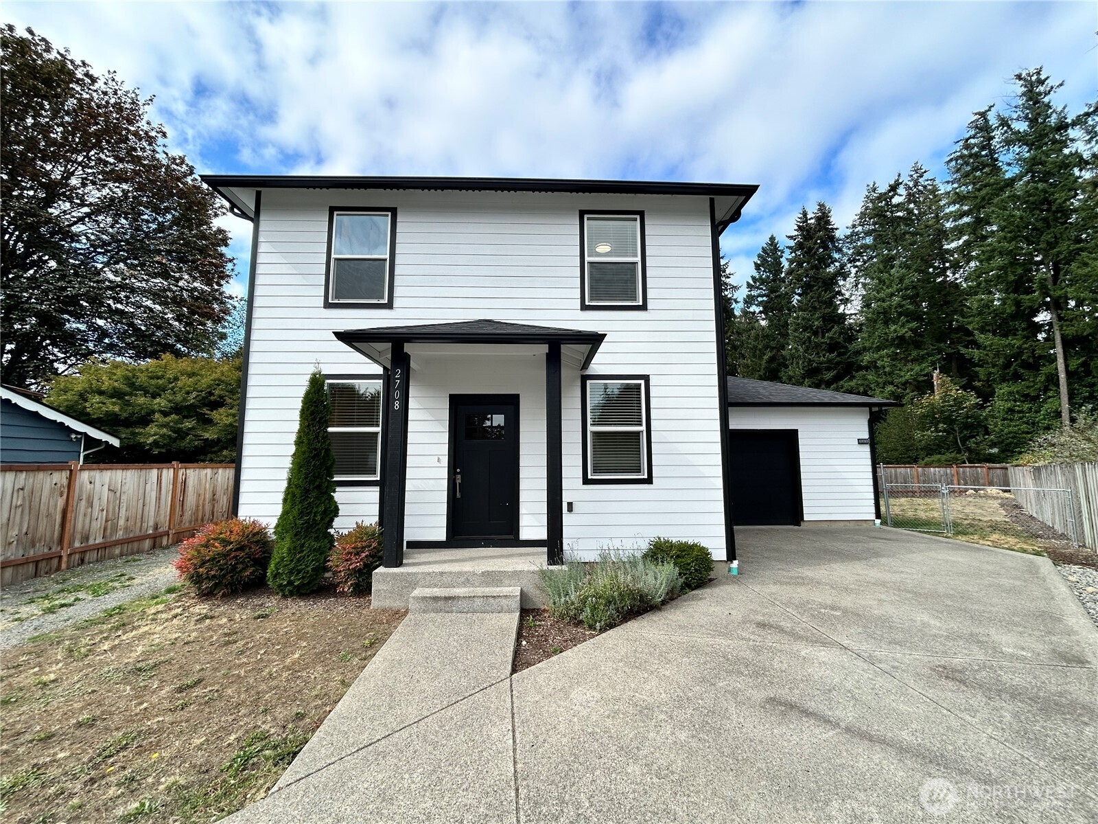 2708 Alderbrook Court N