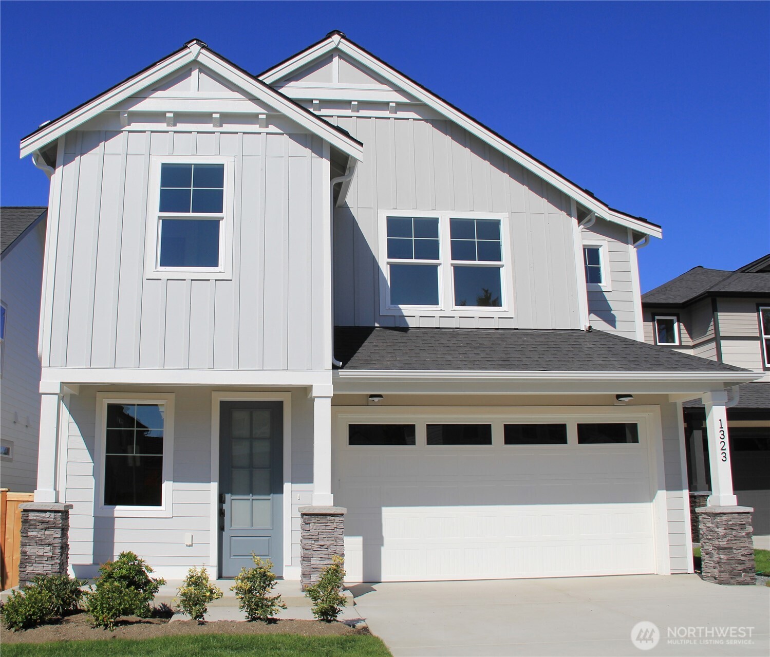 1323 Ave A