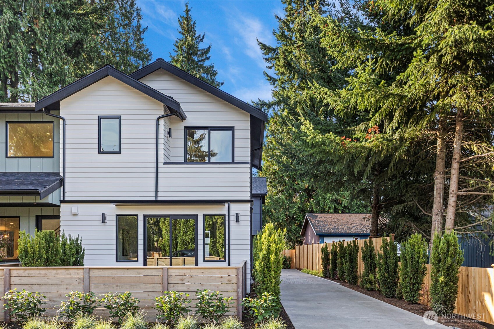 12843 NE 112th Street — home for sale