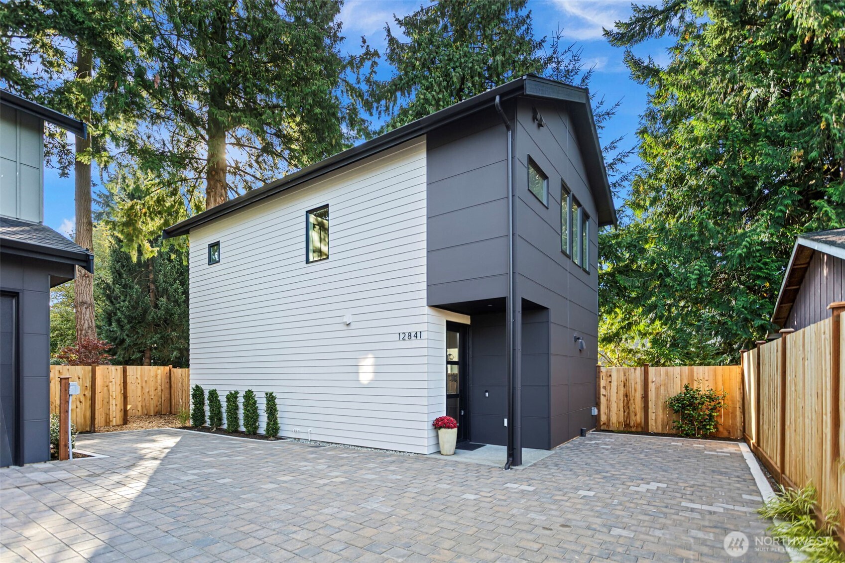 12841 NE 112th Street — home for sale