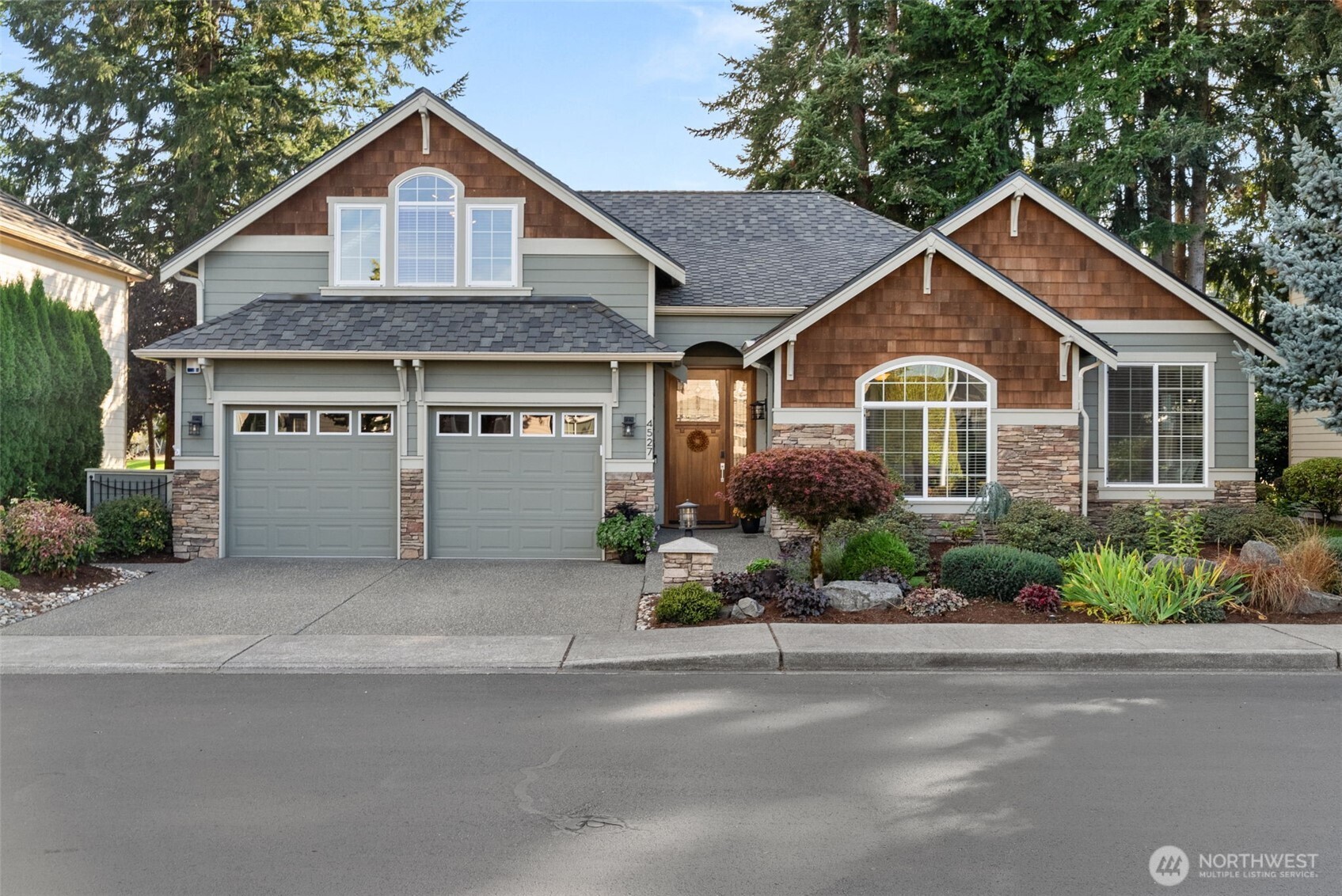 4527 Prestwick Lane SE — home for sale