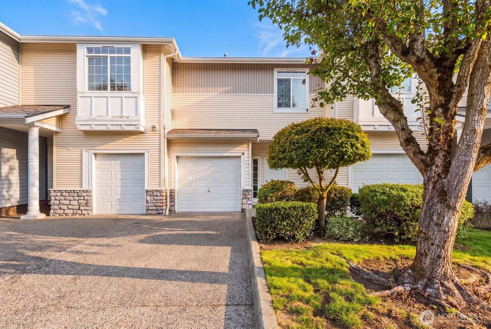 6832 20th Street E #4 — home for sale