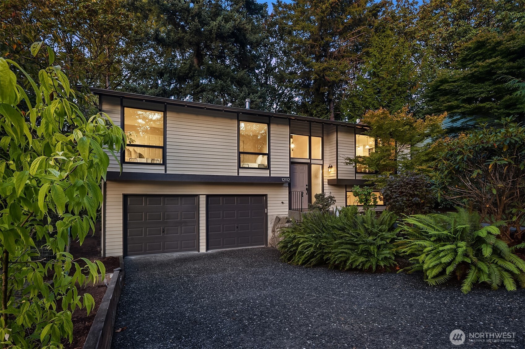 12112 SE 46th Pl — home for sale