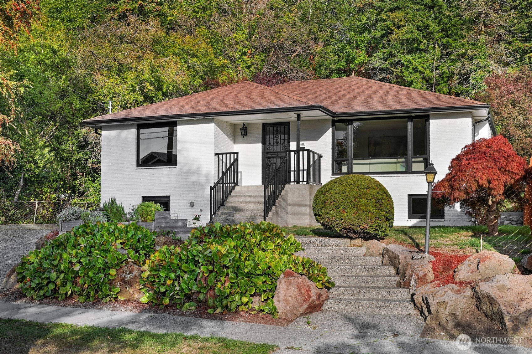 5818 S 18th Avenue S — home for sale