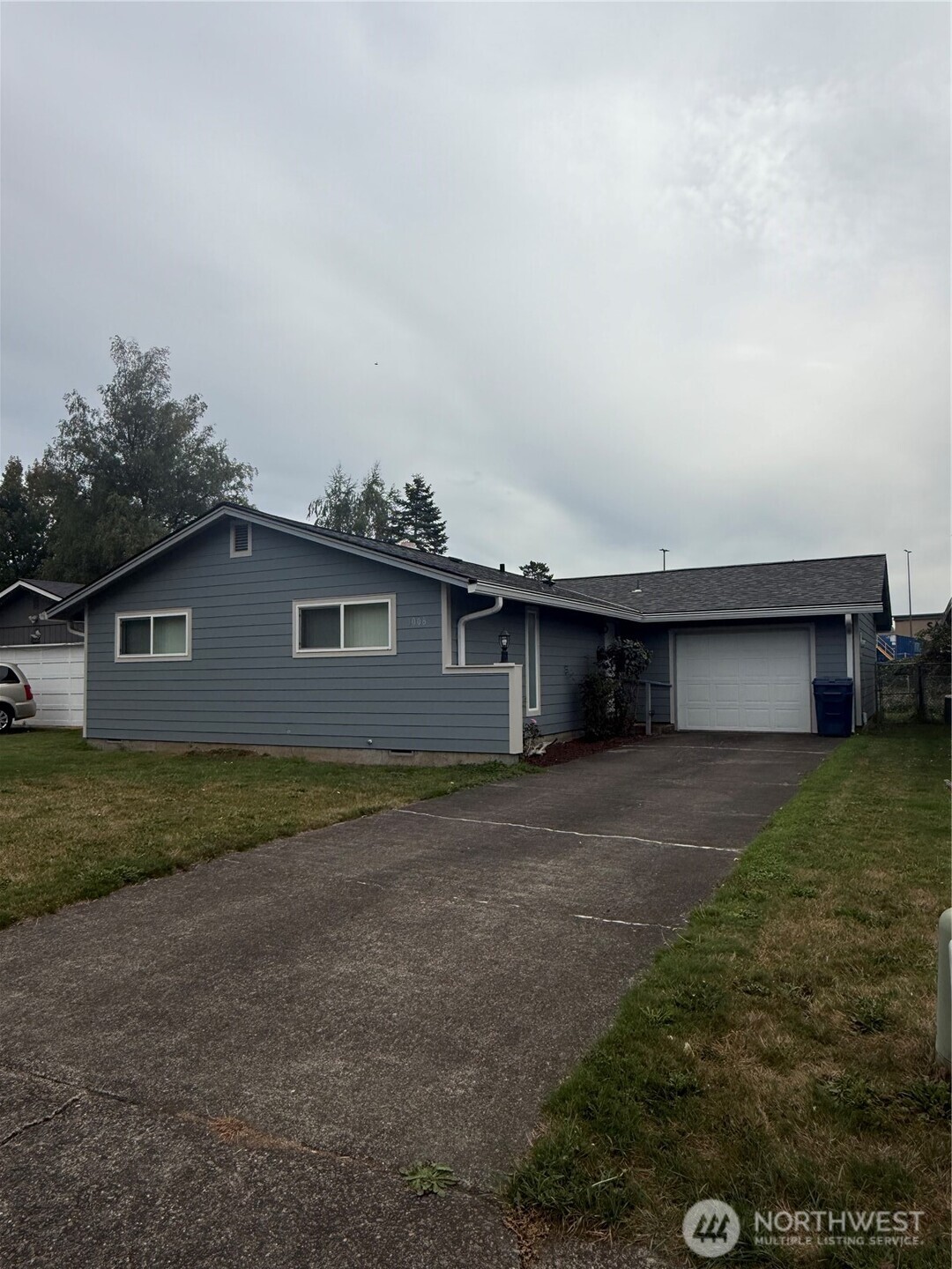 1008 Oak Street — home for sale