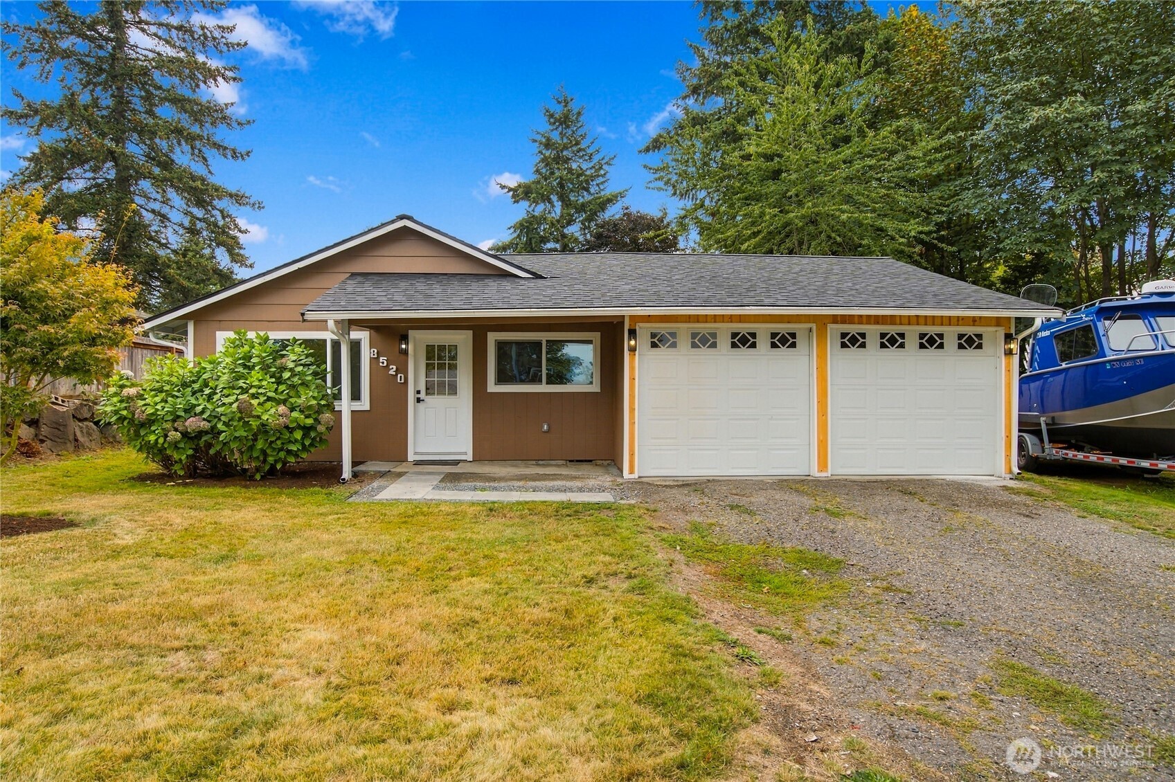 8520 9th PL NE — home for sale