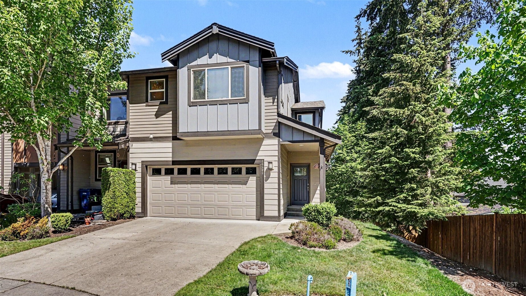 16533 2nd Park SE — home for sale