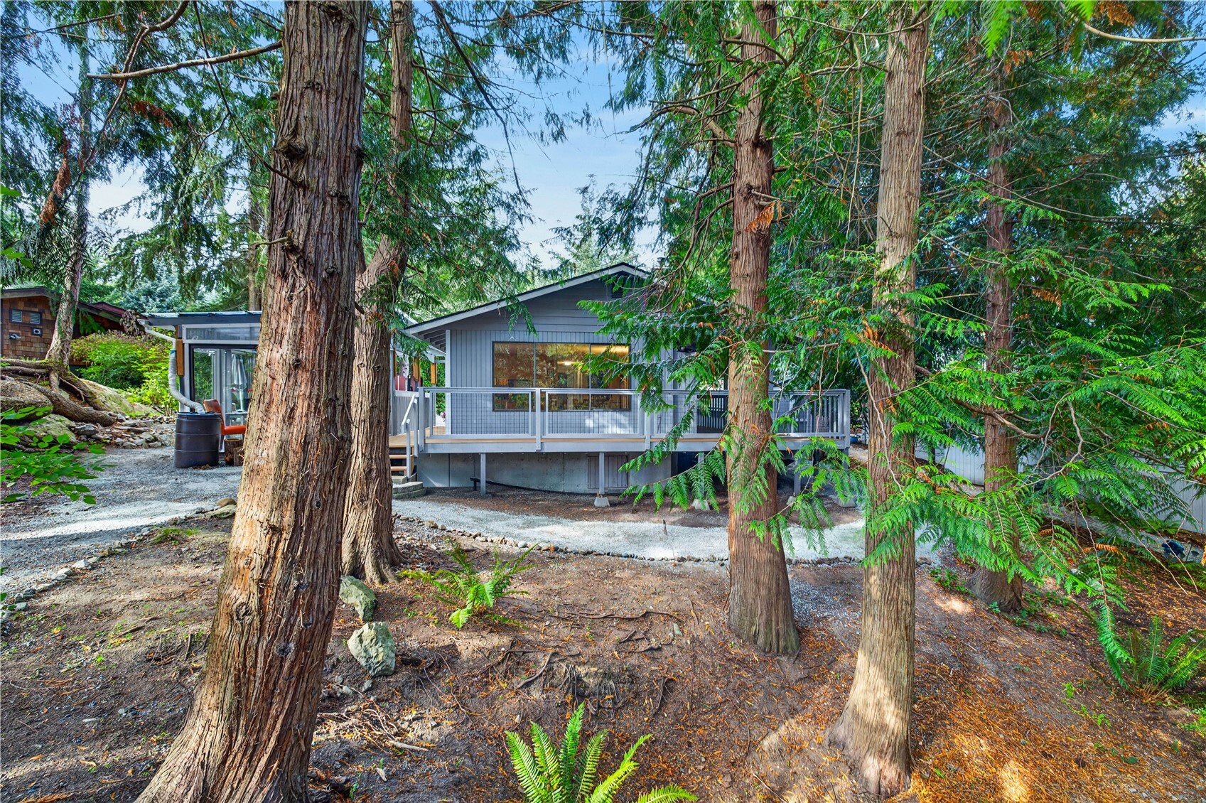 611 Wanapum Drive — home for sale