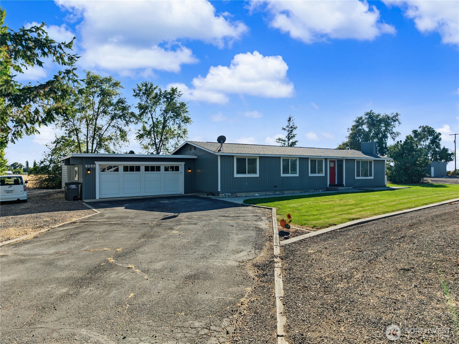 3022 Arrow Place NE — home for sale