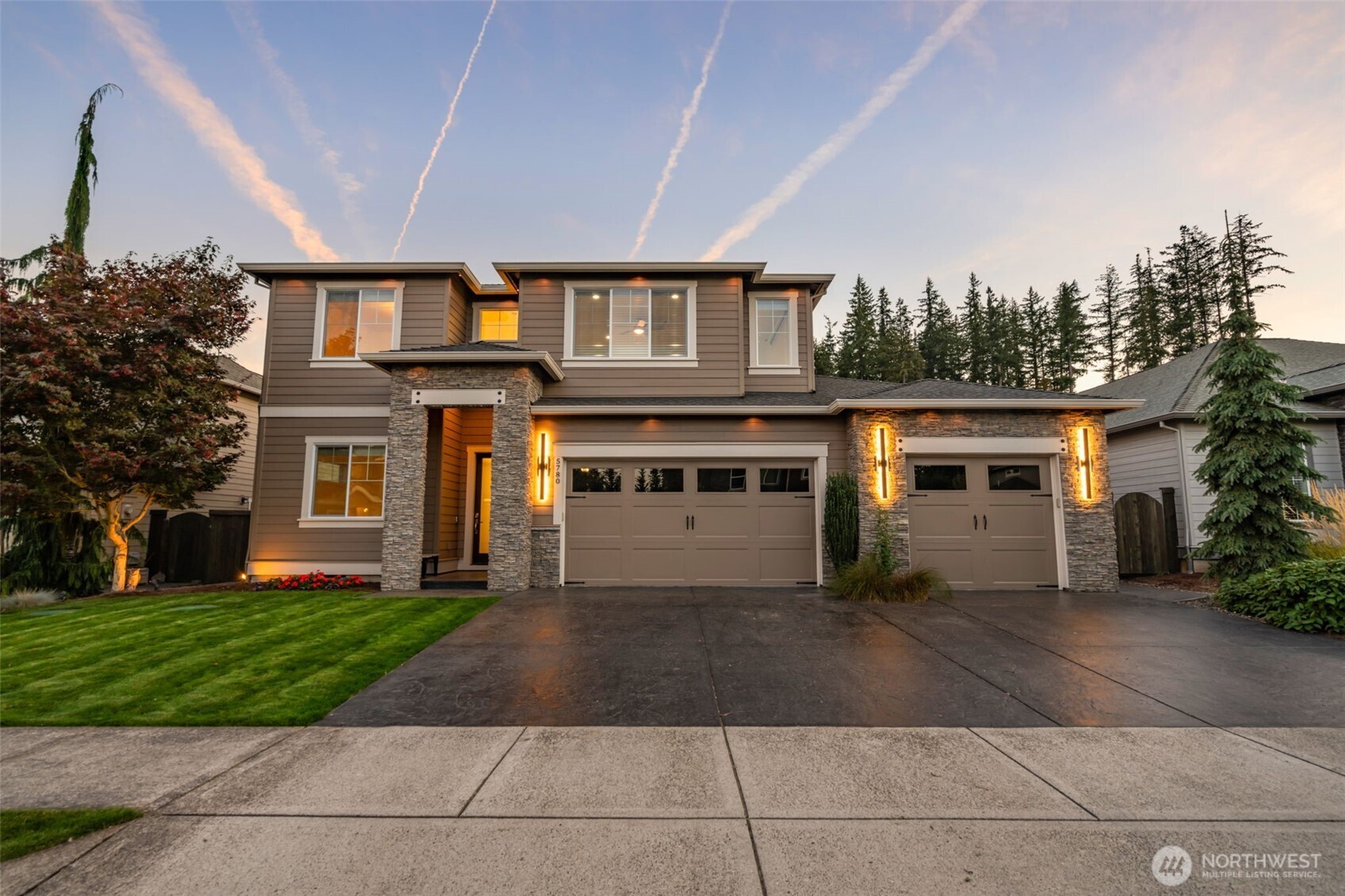 5780 NW Hood Loop — home for sale