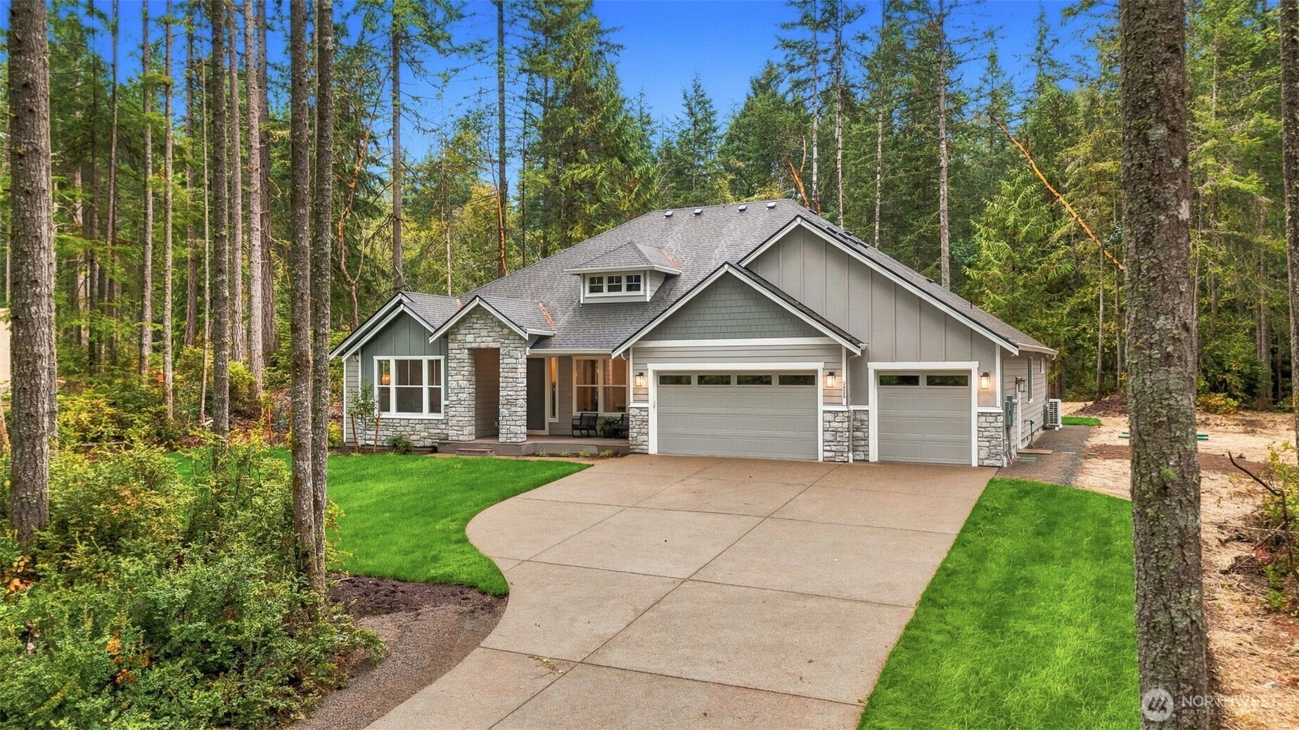 3035 SE Nyeri Trail — home for sale