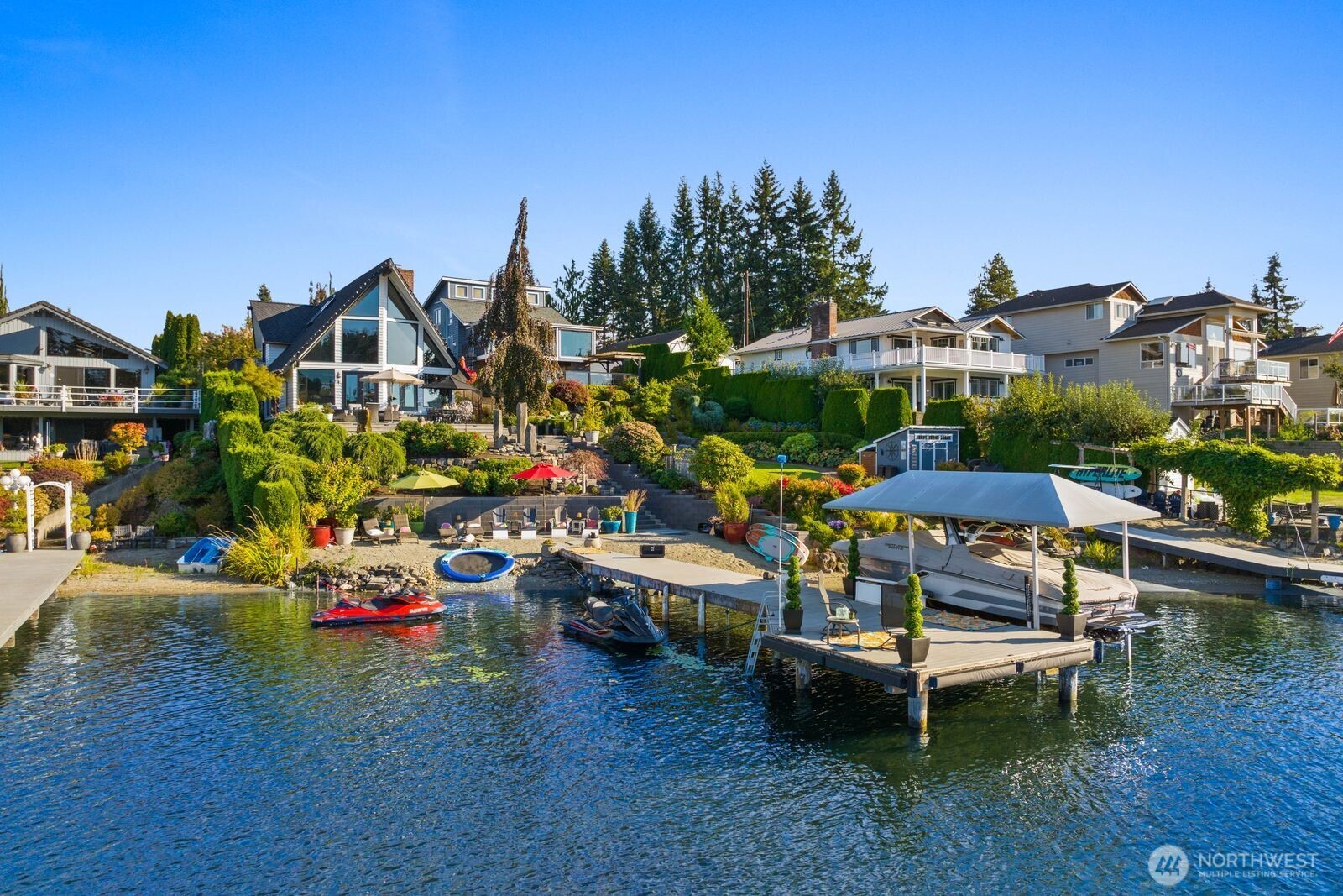1504 E Lakeshore Drive — home for sale
