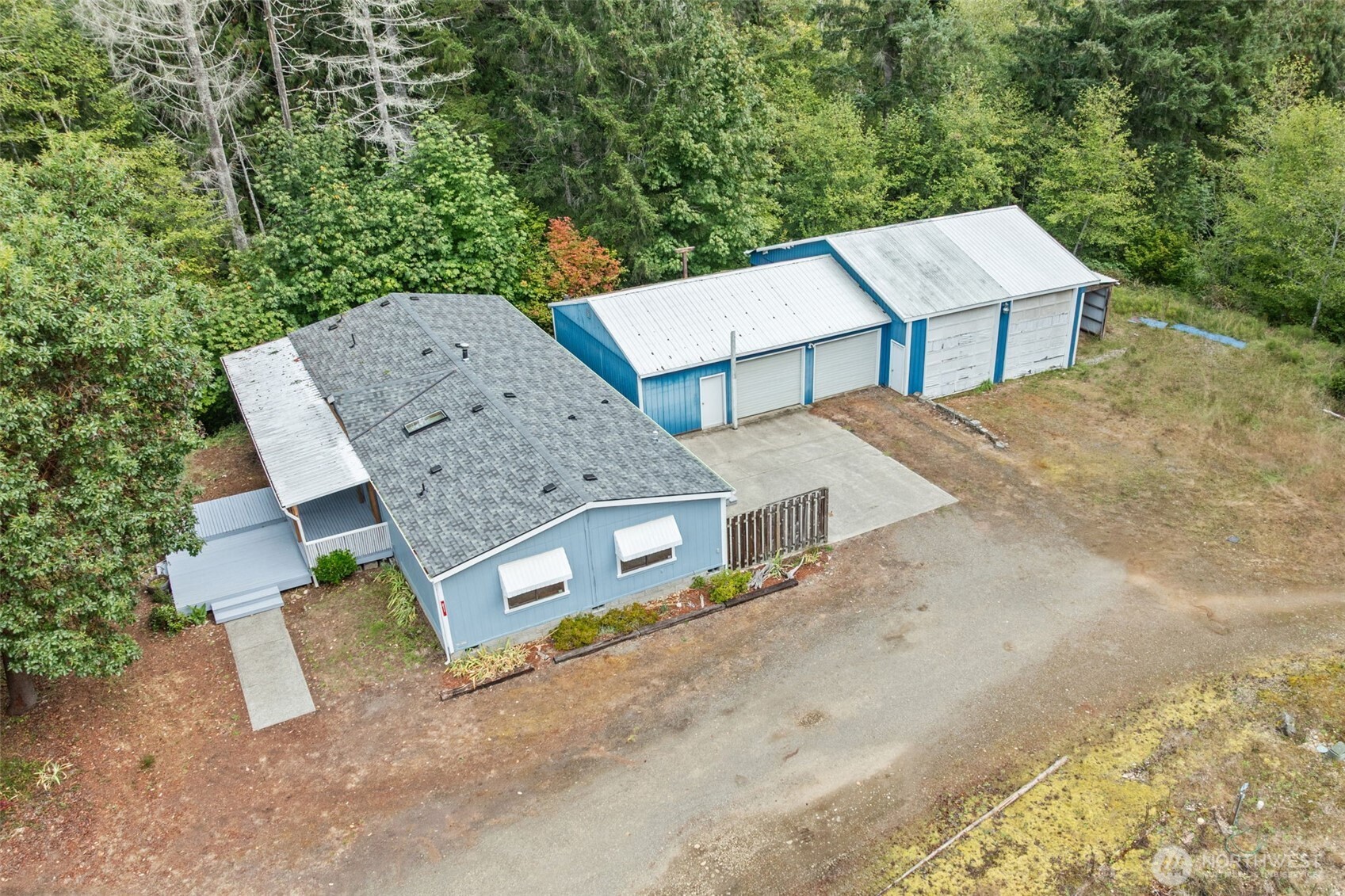 211 NE Yew Tree Lane — home for sale