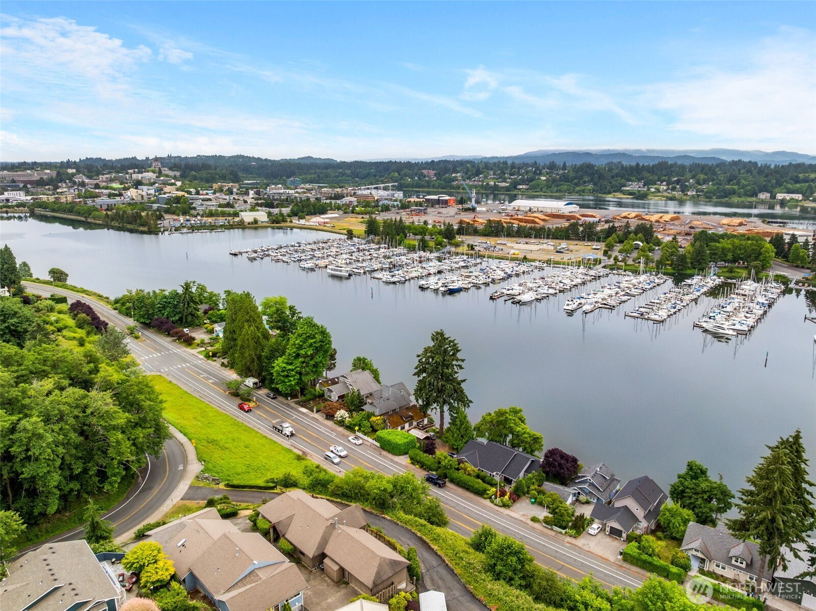 812 San Francisco Avenue NE — home for sale