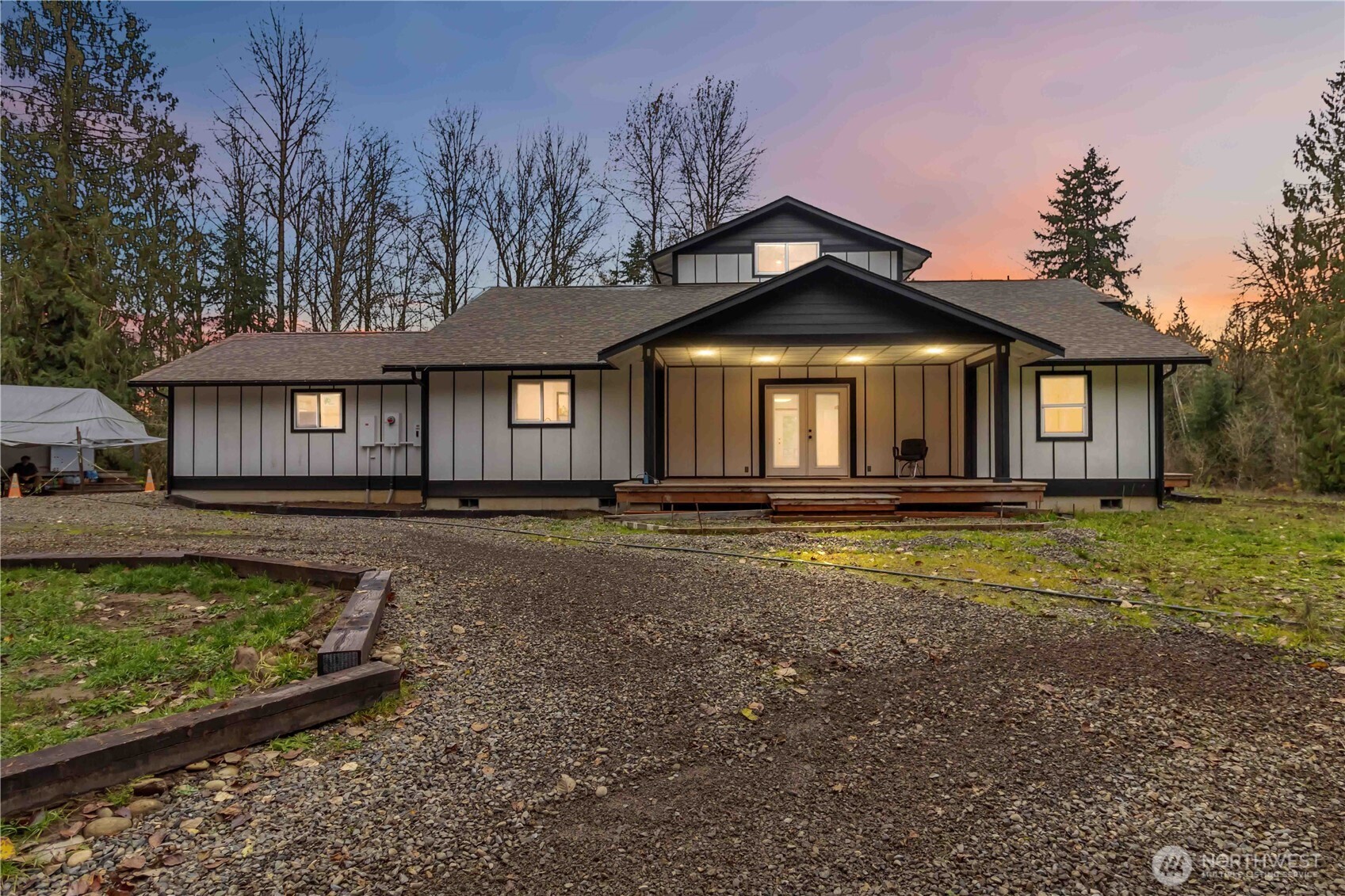 241 Oxbow Lake Ln — home for sale