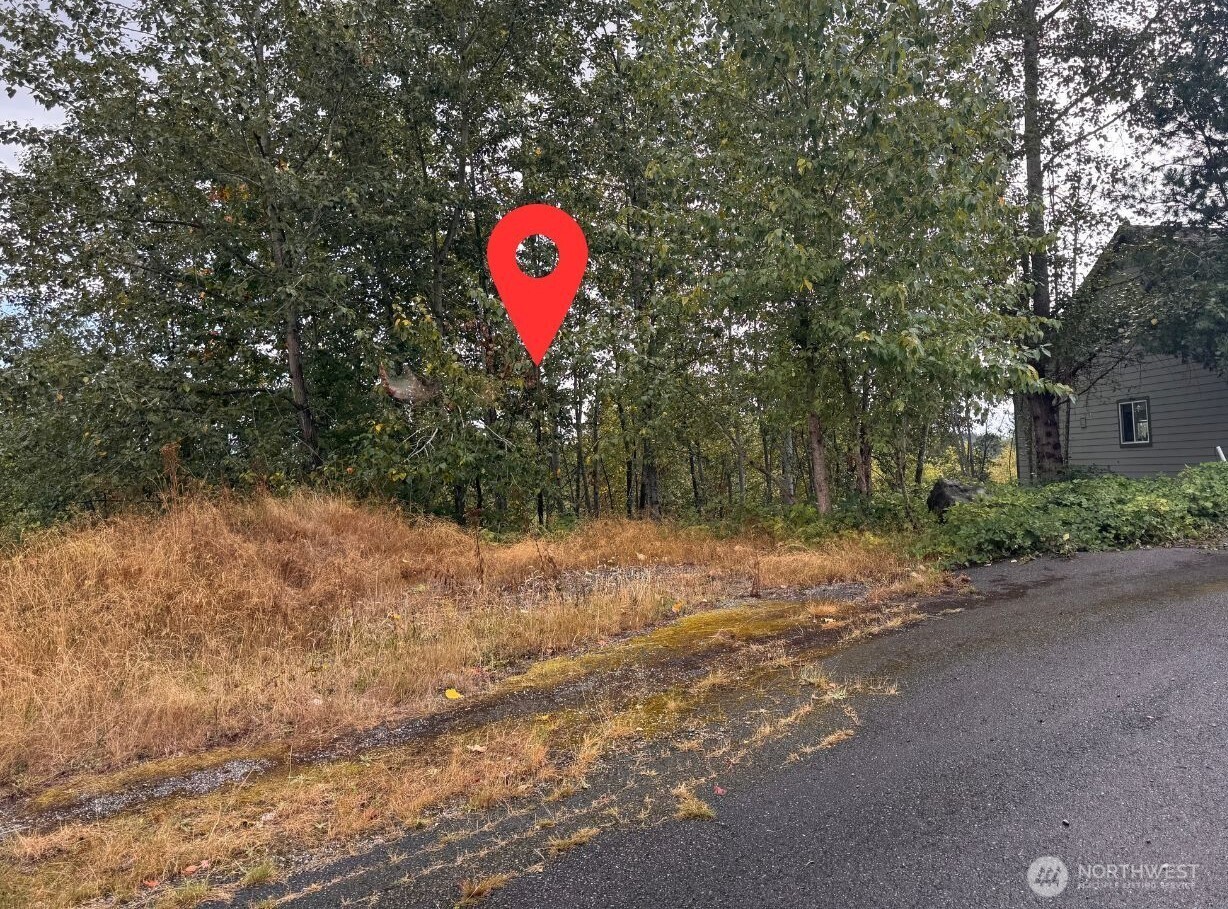 7704 211th Avenue E — home for sale