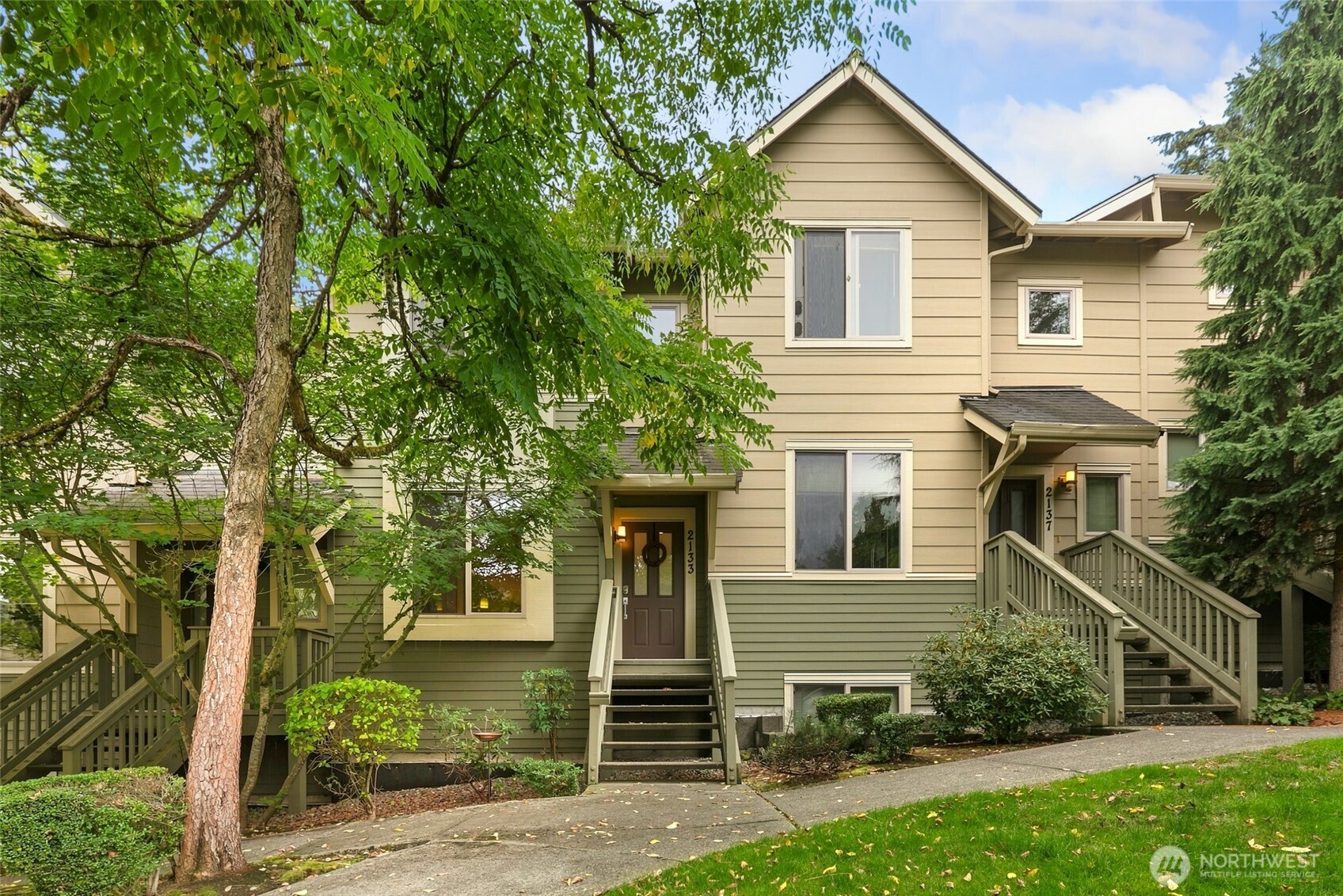 2133 NW Boulder Way Drive — home for sale