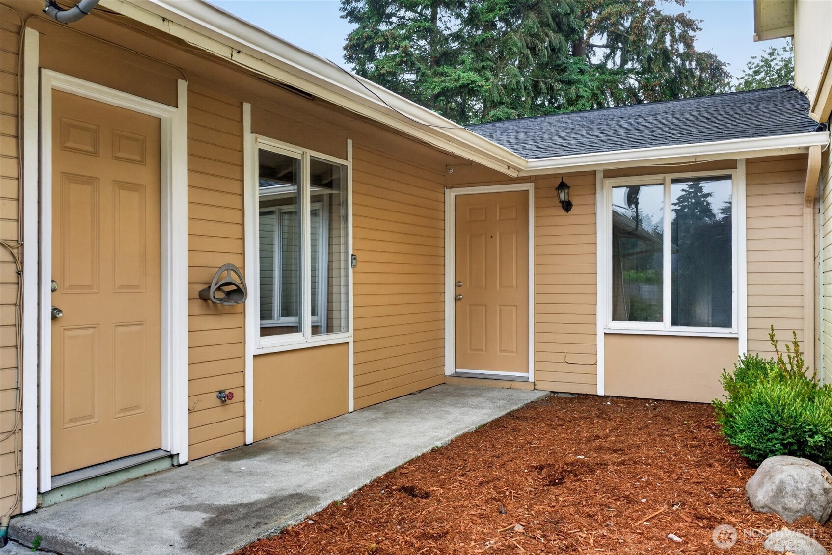 10410 12th Avenue Ct S — home for sale