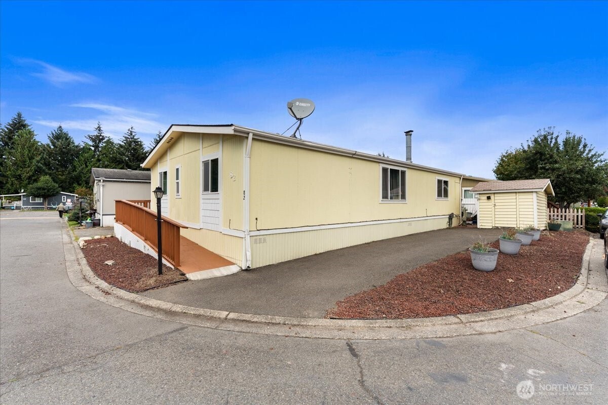 602 29th Street SE ##82 — home for sale