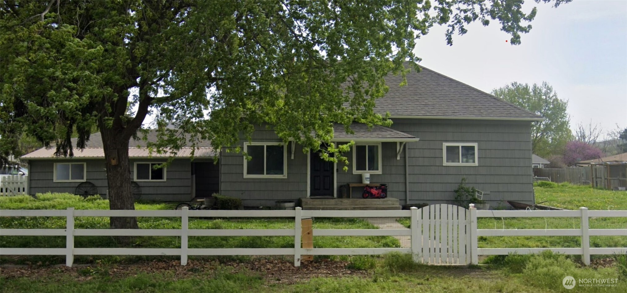 104 S B Street — home for sale