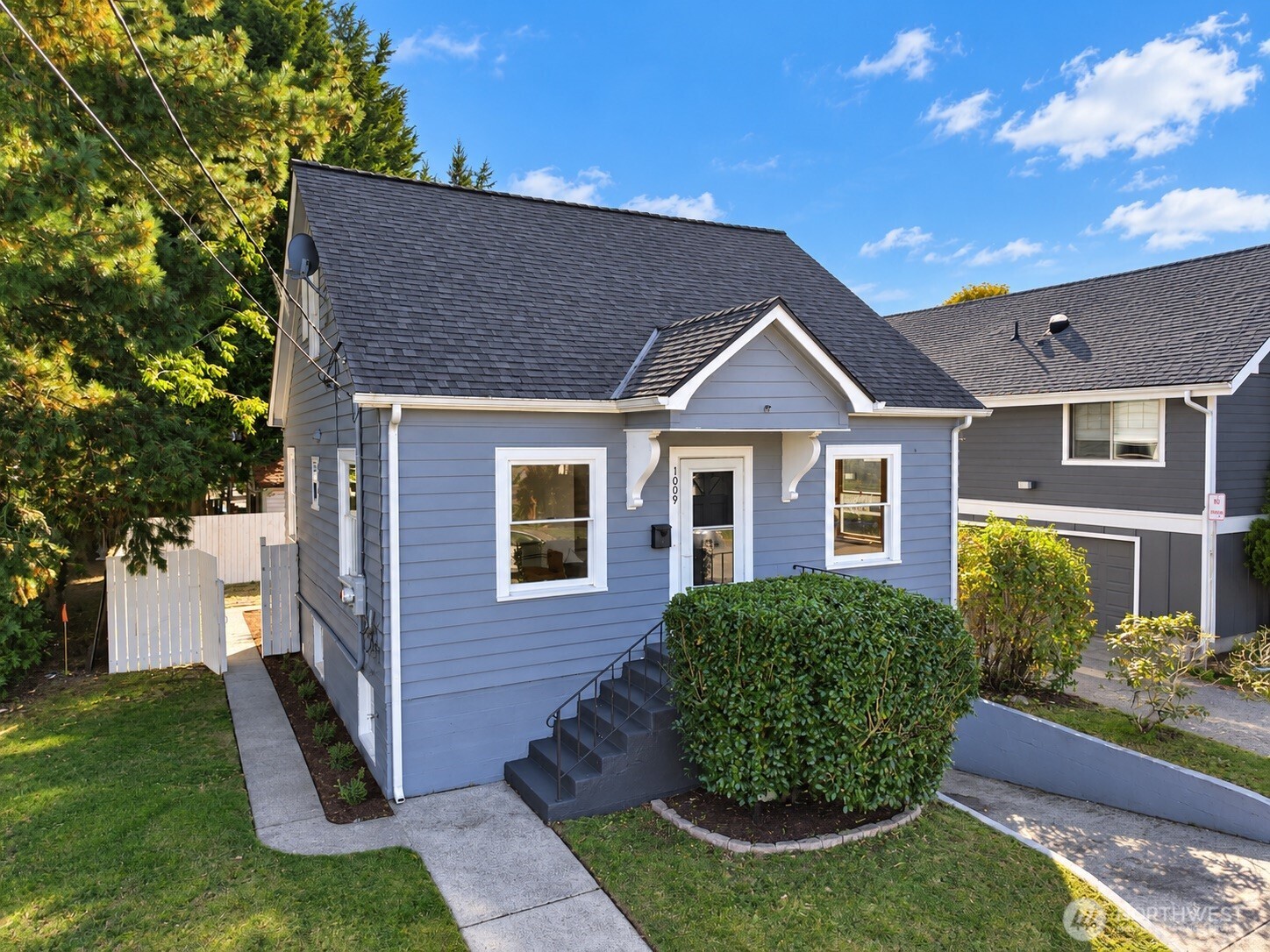 1009 9th Street — home for sale