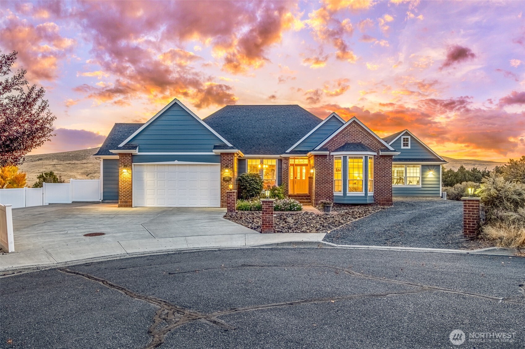 341 Canyon View Crt — home for sale