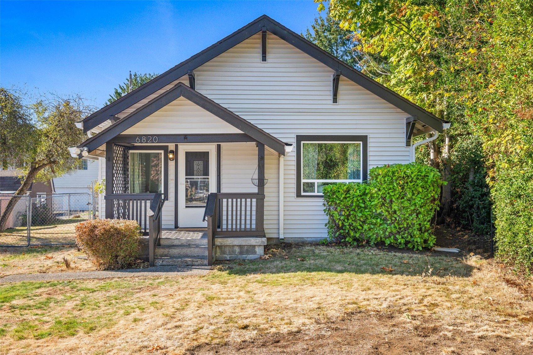 6820 S Huson Street — home for sale