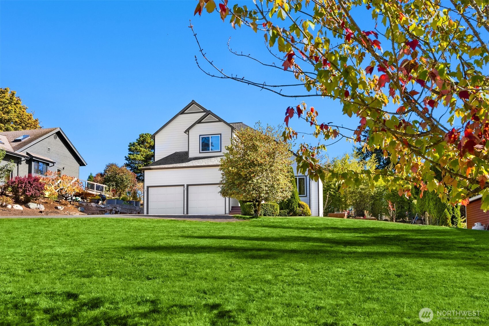534 Azalea Avenue NE — home for sale